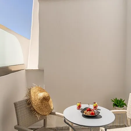 Apartmanhotel Kafieris View Firosztefáni