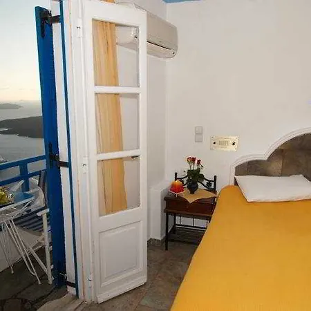 Kafieris View Apartmanhotel 2*