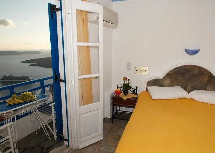 Kafieris View Aparthotel 4*