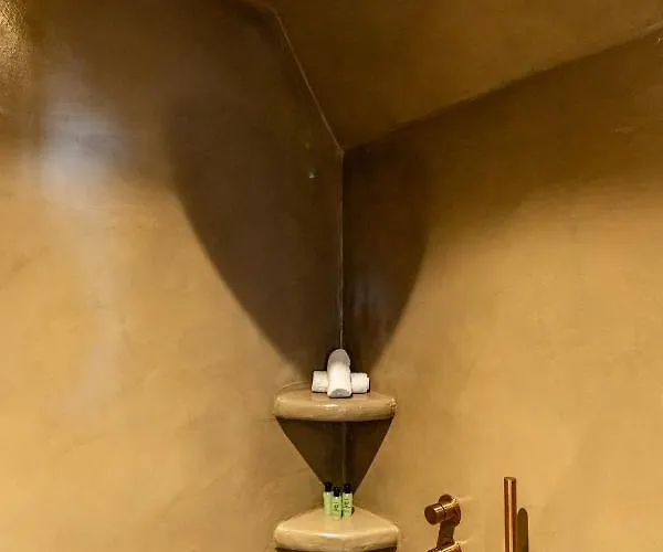 Kafieris View 아파트호텔 피로스테파니